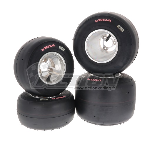 Set de 4 roues Vega F4 (rose) montées sur jantes aluminium